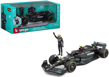 Автомодель Bburago з фігуркою: Mercedes-AMG F1 W14 &mdash; Льюїс Гамільтон (1:24) &mdash; 18-28037 18-28037 фото